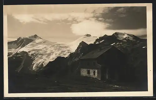 AK Tuxerjoch-Haus, Berghütte in den Zillertaler Alpen