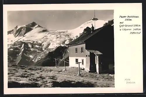 AK Tuxer-Jochhaus, Berghütte mit Gefr. Wand und Olperer im Zillertal