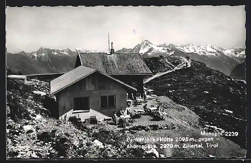 AK Penkenjoch Hütte gegen Ahornspitze