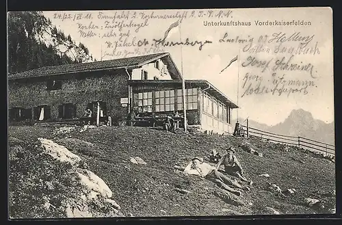 AK Unterkunftshaus Vorderkaiserfelden, Berghütte mit Panorama