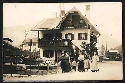 Foto-AK Berchtesgaden, Haus Bieler in der Konigseestrasse 17 ca. 1910