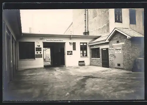 AK Wien, Gusenleithner Garage in der Strasse Gusenleithner Gasse 3