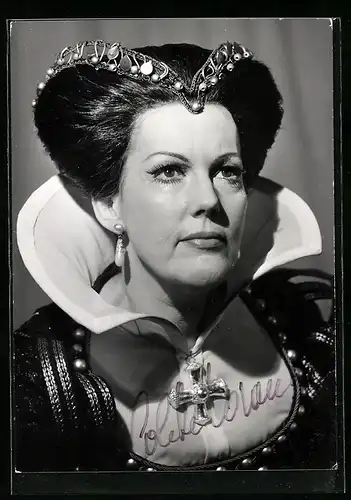 AK Opernsängerin Colette Lorand in einer ihrer Rollen, mit original Autograph