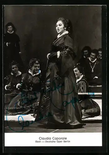 AK Opernsängerin Claudia Caporale auf der Bühne, mit original Autograph