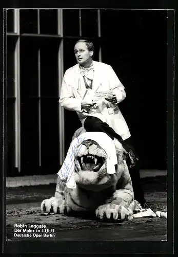 AK Opernsänger Robin Leggate in Lulu, mit original Autograph