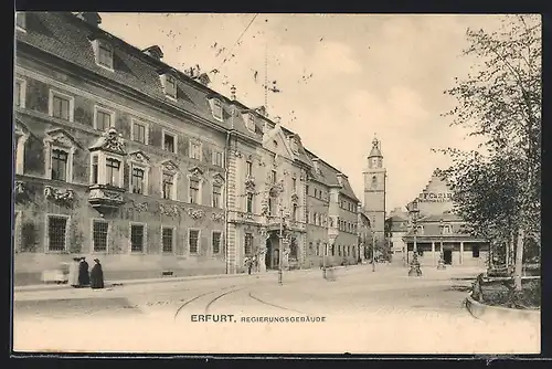 AK Erfurt, vor dem Regierungsgebäude