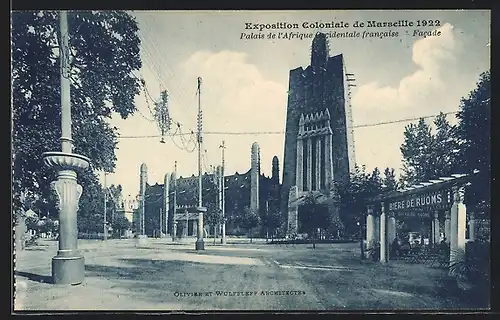 AK Marseille, Exposition coloniale 1922, Palais de l`Afrique Occidentale francaise, Facade