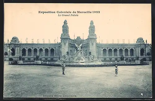 AK Marseille, Exposition coloniale 1922, Le Grand Palais