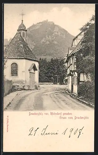 AK Rhöndorf, Strassenpartie mit Blick zur Kirche und zum Drachenfels
