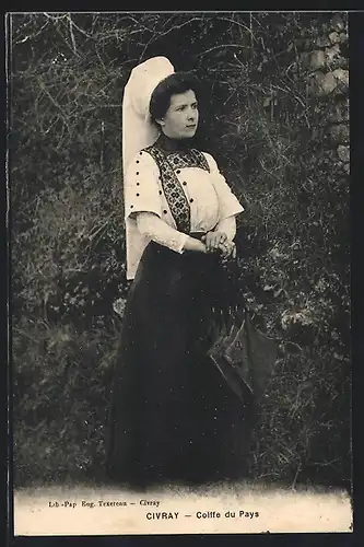 AK Civray, Coiffe du Pays, Frau in Tracht Aquitanien / Aquitaine