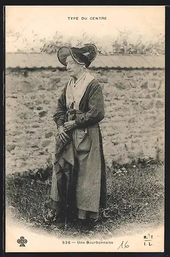 AK Une Bourbonnaise, Greisin in Tracht