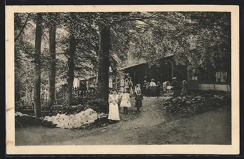 AK Einbeck, Restaurant Teichen mit jungen Mädchen