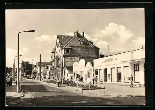 AK Ostseebad Kühlungsborn, Blick in die Maxim-Gorki-Strasse
