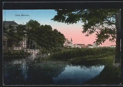 AK Stara Boleslav, Idyllischer Winkel am Ortrand, Abendstimmung
