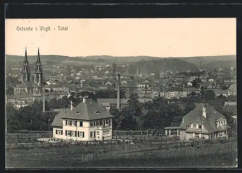AK Oelsnitz / Vogtland, Ortspanorama mit Kirche