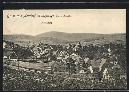 AK Neudorf im Erzgebirge, Ortsansicht mit Fichtelberg