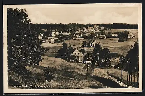 AK Wernitzgrün, Landschaftspanorama mit Ortsansicht