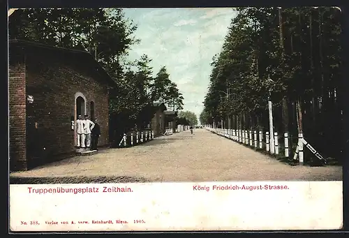 AK Zeithain, Truppenübungsplatz, König Friedrich-August-Strasse mit Soldaten