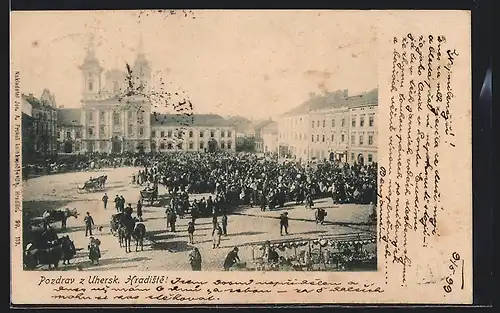 AK Uhersk. Hradiste, Versammlung auf dem Hauptplatz