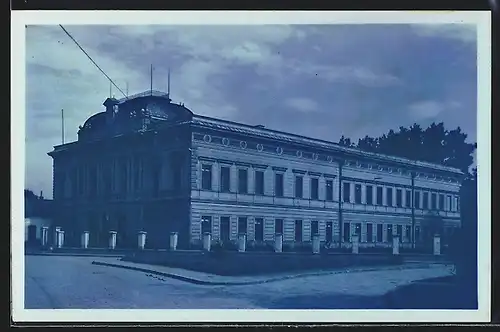 AK Uh. Hradiste, Ansicht vom Gymnasium