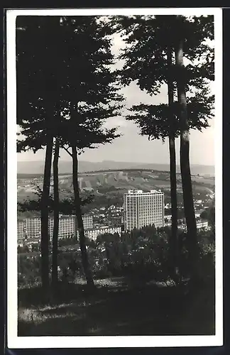 AK Zlin, Blick von einer Anhöhe auf die Ortschaft