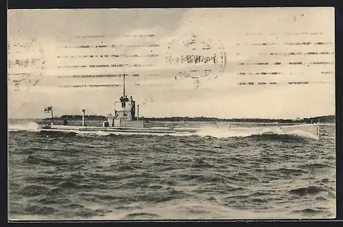 AK U-Boot der Abteilung Kiel in voller Fahrt