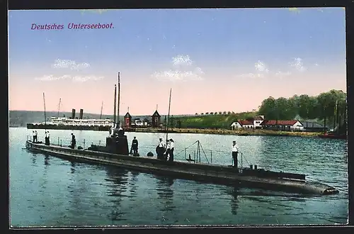 AK Deutsches Unterseeboot, Motiv in heimischen Gewässern