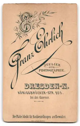 Fotografie Franz Ehrlich, Dresden-N., Königsbrücker-Str. 105, Süsses Kleinkind im weissen Kleid