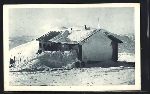 AK Fischerhütte am Kaiserstein, Blick zur verschneiten Hütte