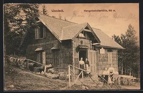 AK Hergottschnitzerhütte a.d. Wandeck, Frauen an der Hütte