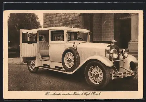AK Berlin, Auto Horch 350 (1928 /29), Brautauto weisse Seide mit 8 Cyl., das Chassis ebenfalls weiss