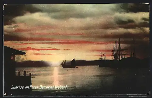 AK Hobart, Sunrise of River Derwent