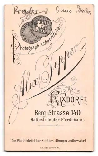 Fotografie Alex Tepper, Rixdorf, Berg-Str. 140, Eleganter Herr mit Schnauzbart