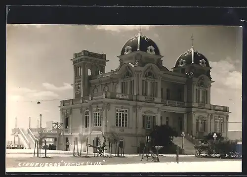 AK Cienfuegos, Building of the Yacht Club