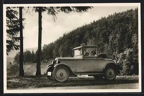 AK Auto Hanomag (1929 /31) 3 /16, Zwei Damen im 3-Sitzer Kabriolett