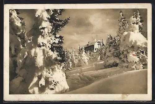 AK Schladminger Hütte, Berghütte auf der Planei im Schnee