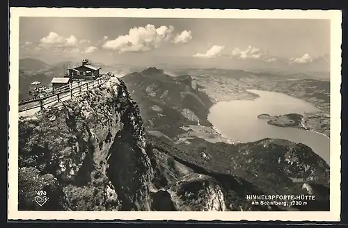 AK Berghütte Himmelspforte-Hütte auf dem Schafberg, Blick auf den Mondsee