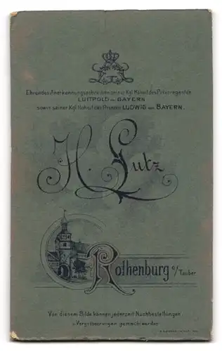 Fotografie H. Lutz, Rothenburg o. Tauber, Dame mit Hut und Kreuzkette