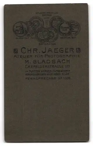 Fotografie Chr. Jaeger, M.-Gladbach, Crefelderstr. 117, Eleganter Herr mit Schnauzbart