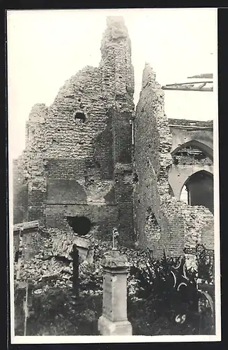 AK Westende, Ruine der Kirche