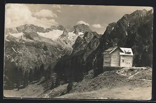 AK Zwieselalm-Haus, Berghütte mit Dachstein