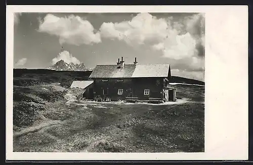 AK Radstädter-Hütte, Berghütte am Rossbrand mit Dachstein