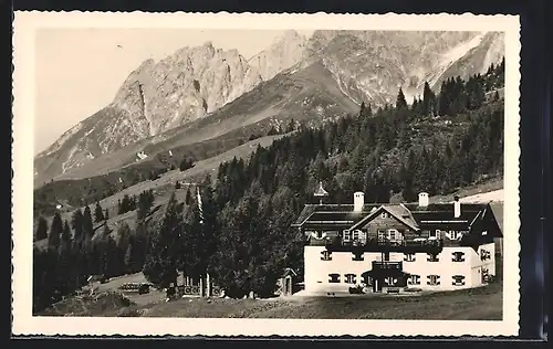 AK Arthurhaus, Berghütte mit Blick gegen die Hochköniggruppe