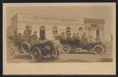 Foto-AK Auto White 6 (1907) vor dem Restaurant Cosmopolita
