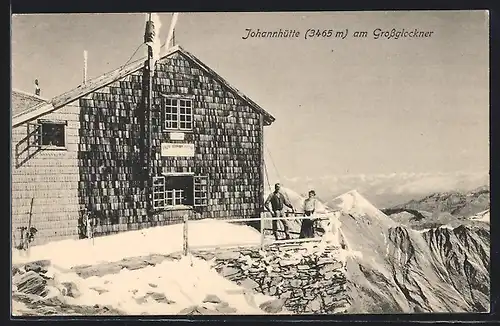 AK Johannhütte am Grossglockner im Schnee