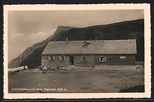 AK Freschenhaus, Berghütte mit Hoch-Freschen