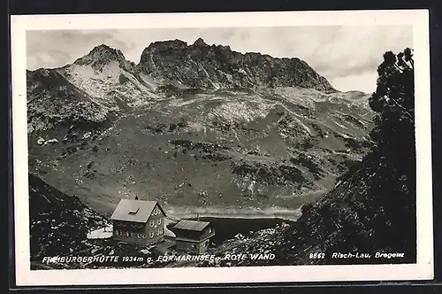 AK Freiburgerhütte, Berghütte gegen Formarinsee und Rote Wand