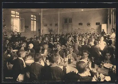 AK Montigny-le-Roi, Ecole de Plein Air du XIme Arrondissement de Paris, Le Réfectoire