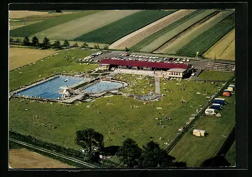 AK Bodenfelde /Oberweserbergland, Fliegeraufnahme vom Schwimmbad