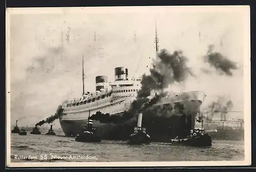 AK Rotterdam, das Passagierschiff S.S. Nieuw Amsterdam von Schleppern umgeben